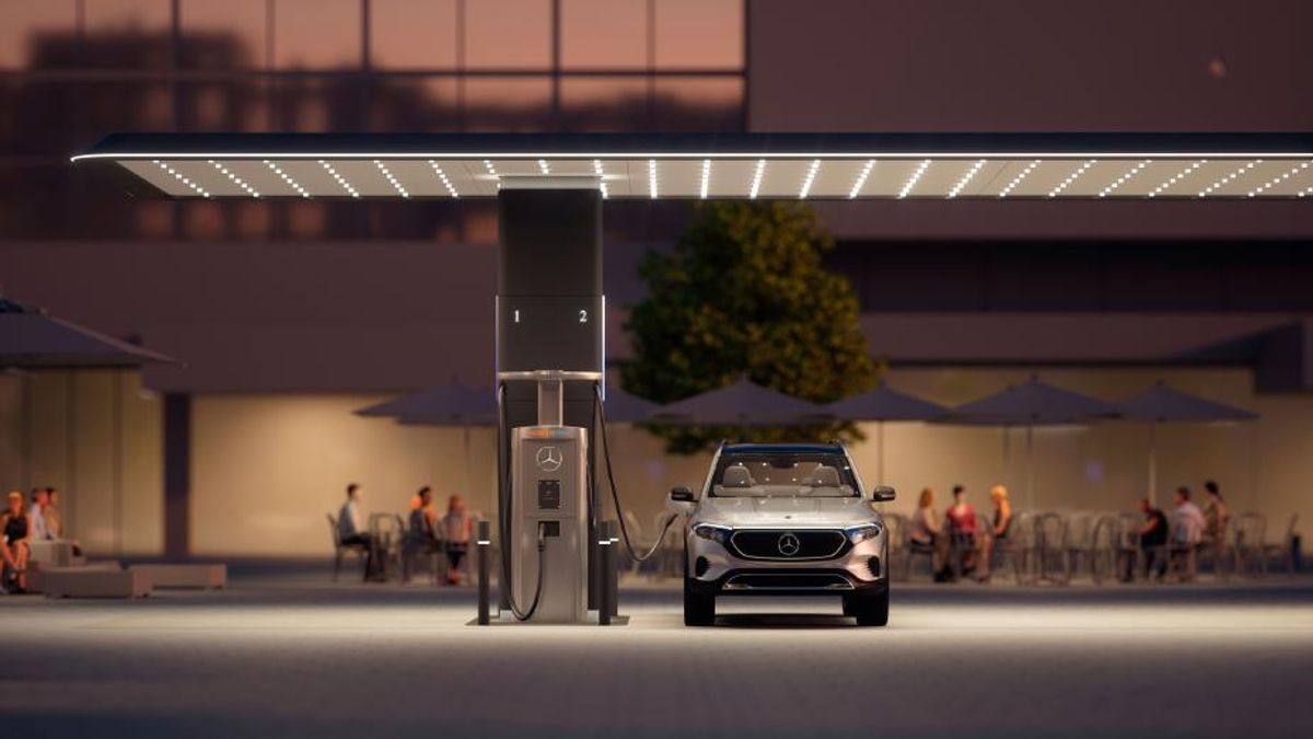 A rendering of a Mercedes-Benz Charging Hubs with a car connected to the EV charging station.